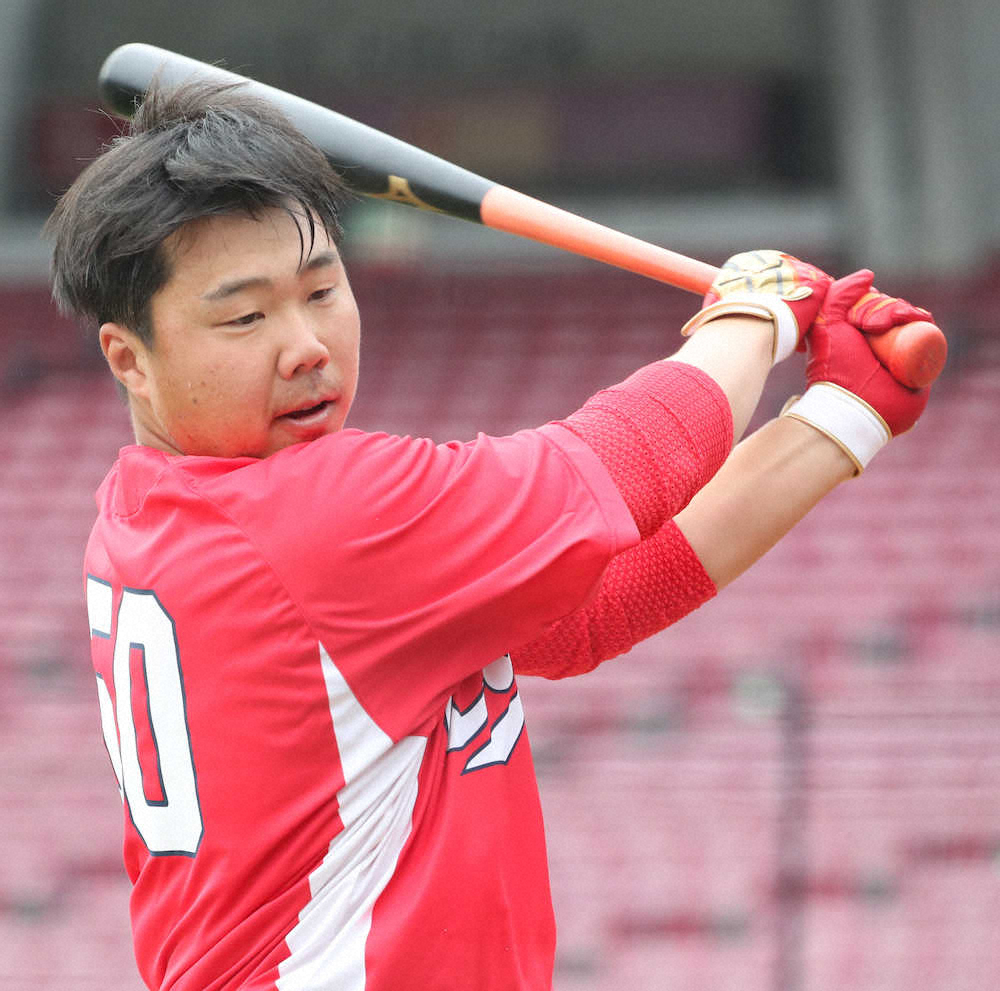 広島・高橋大　スイング修正に着手　センター方向へ飛距離アップ目指す