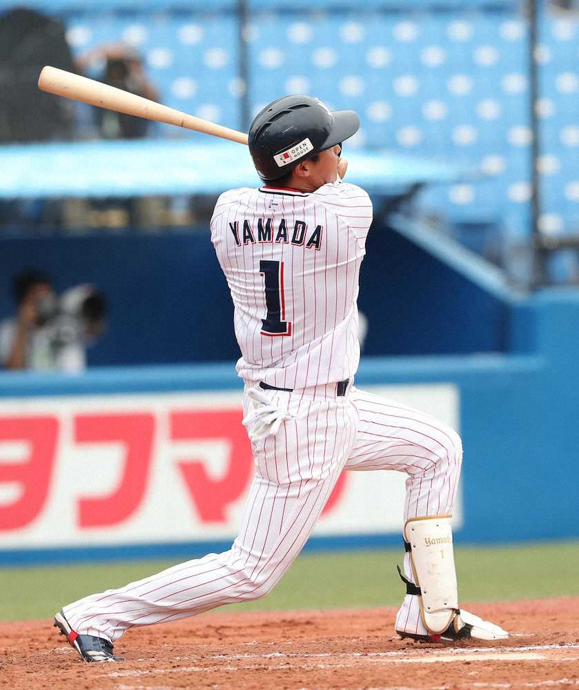 ヤクルト・山田哲　6回猛攻トドメの満塁弾「最高の形になった」　2戦連発4号、リーグトップの11打点