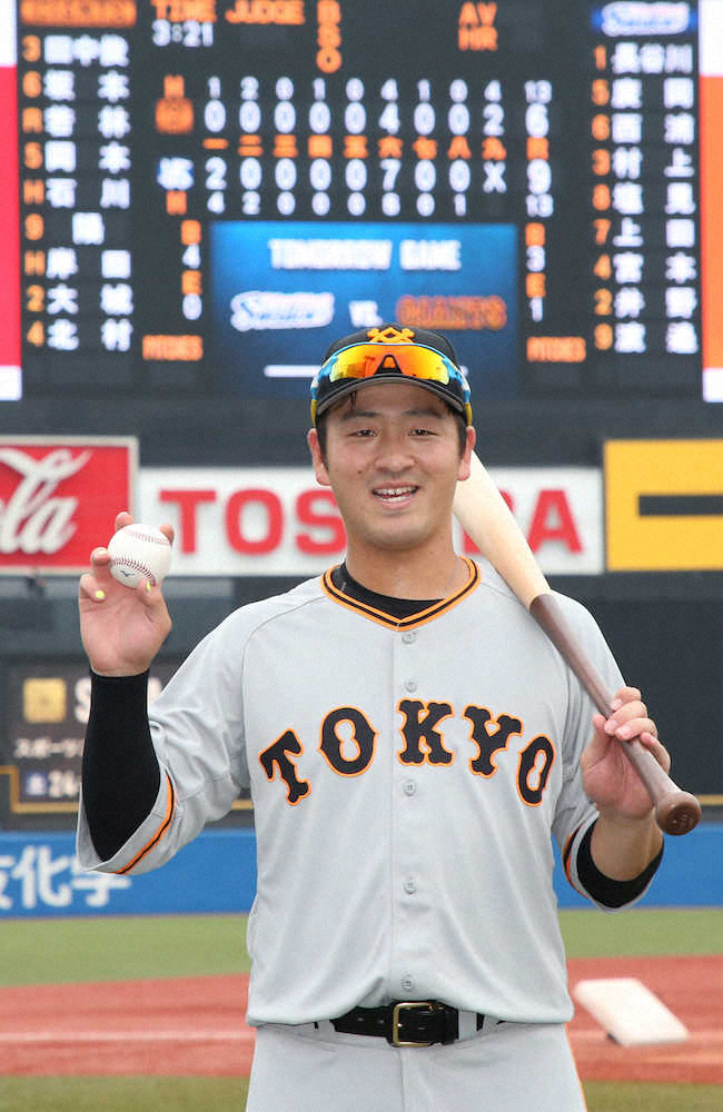 3年目捕手の巨人・岸田　代打でプロ初安打初打点「素直に嬉しいです」