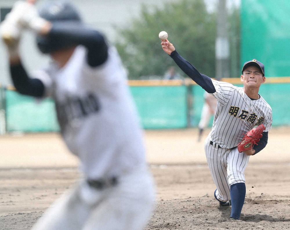 明石商・中森　3回5K無失点　最速146キロも2度計測「リズムよく投げました」