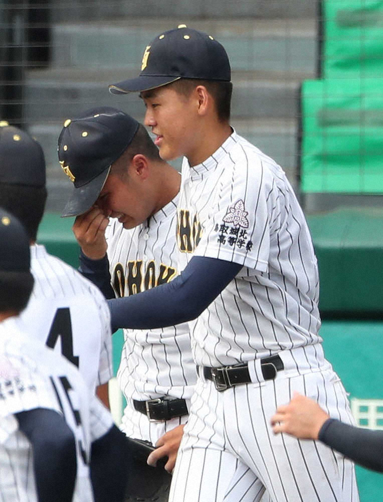 鳥取城北・阪上　逆転サヨナラ負けも…病と闘い、たどり着いた夢のマウンド「こんな僕でもやれる、と」