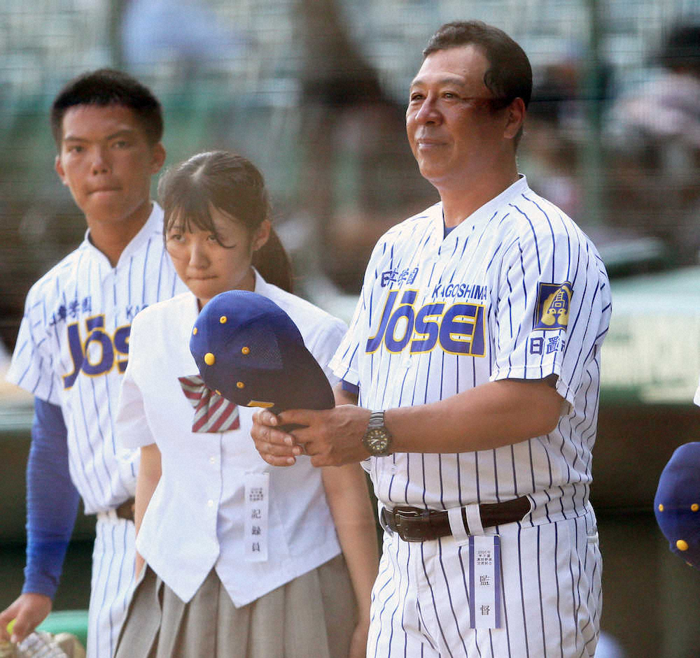 元ダイエー、鹿児島城西・佐々木監督　白星ならずも「これが高校野球かという、心地いい気持ち」
