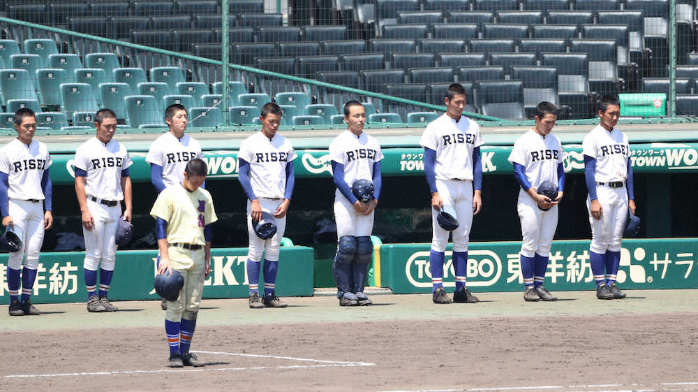 甲子園　終戦記念日正午に黙とう…履正社・岩崎「野球ができていることは幸せ」