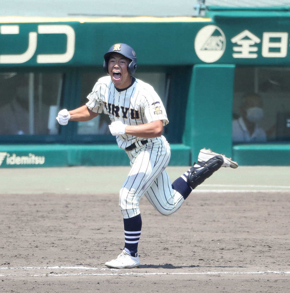 【画像・写真】桐生第一　中森に食らいついた　「球速以上の直球、スライダーは消えた」