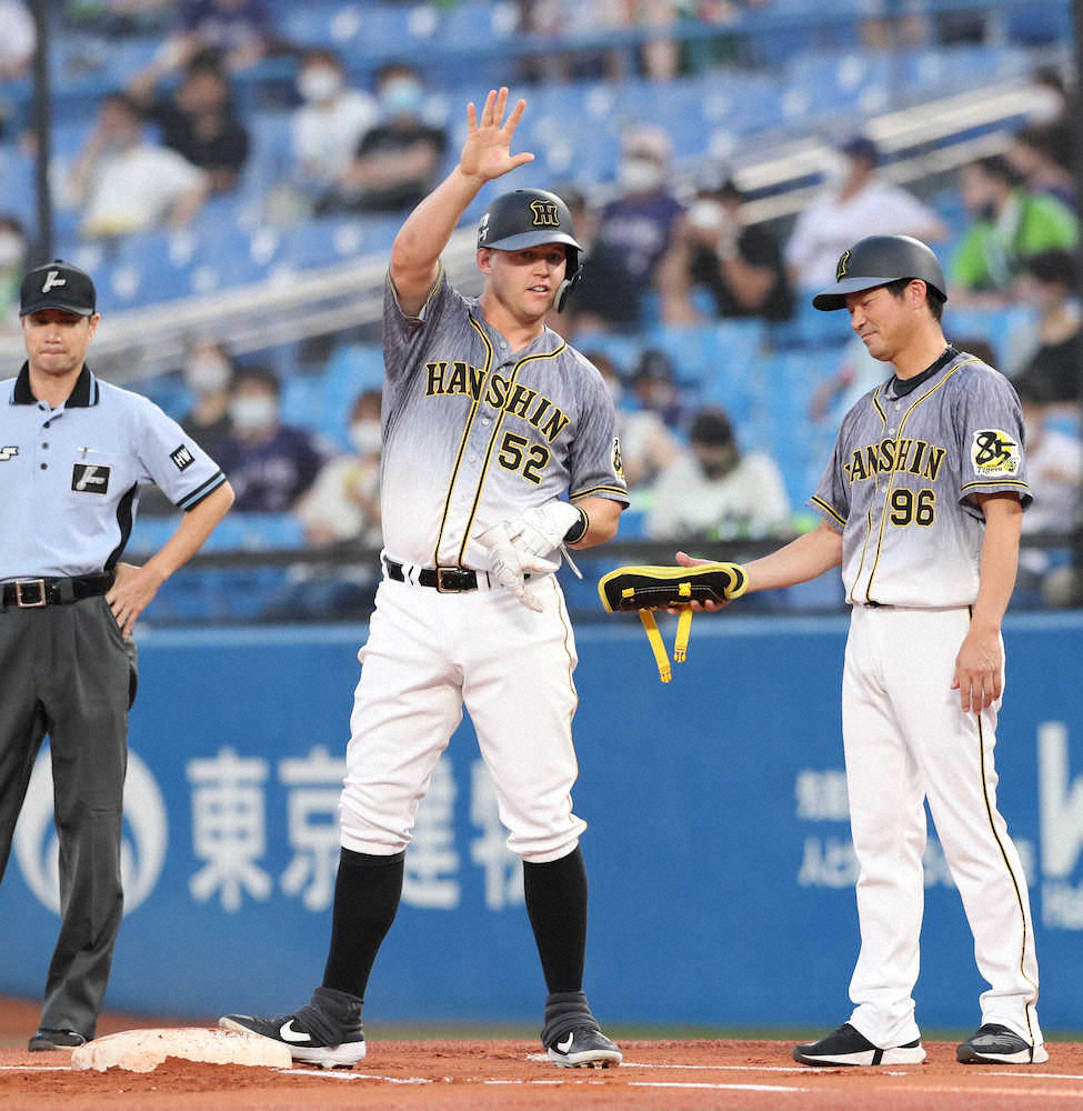 阪神・サンズ　“ノーノ―”小川から4番初打点　16日から凡退中だった得点圏で久々快音