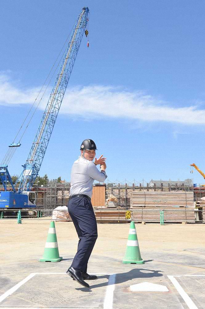 日本ハム選手　3年後開業の新本拠建設地訪問　中田、新球場1号「打ちたい」清宮「主力で引っ張る存在に」