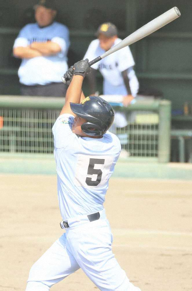 学法石川　スーパー1年生・上野が初打席本塁打　公式戦初陣いきなり4打点