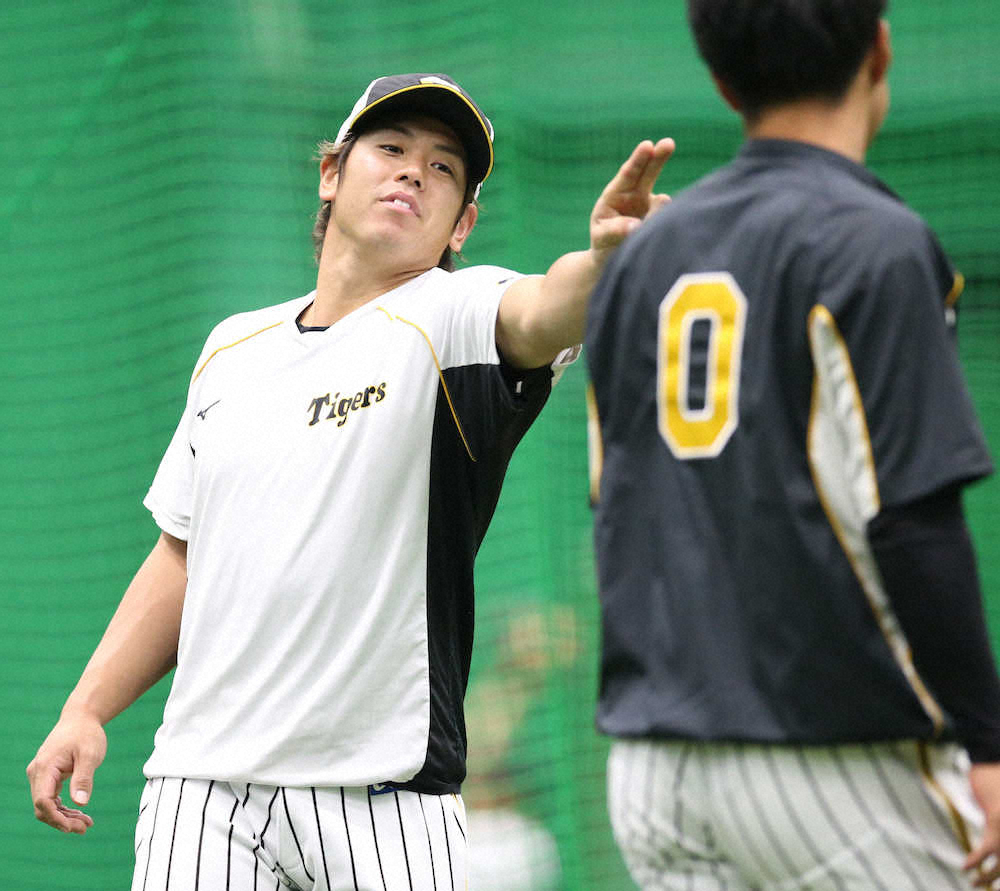 阪神18年ぶり「2番・捕手」にファンは梅野の疲労を心配「梅ちゃんの負担がますます…」