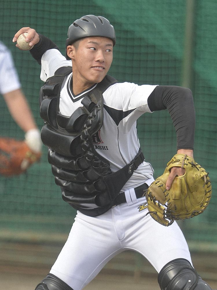 広島育成1位の磐田東・二俣翔一　ターゲットは周東「捕手として足の速いプロの選手を刺せるように」