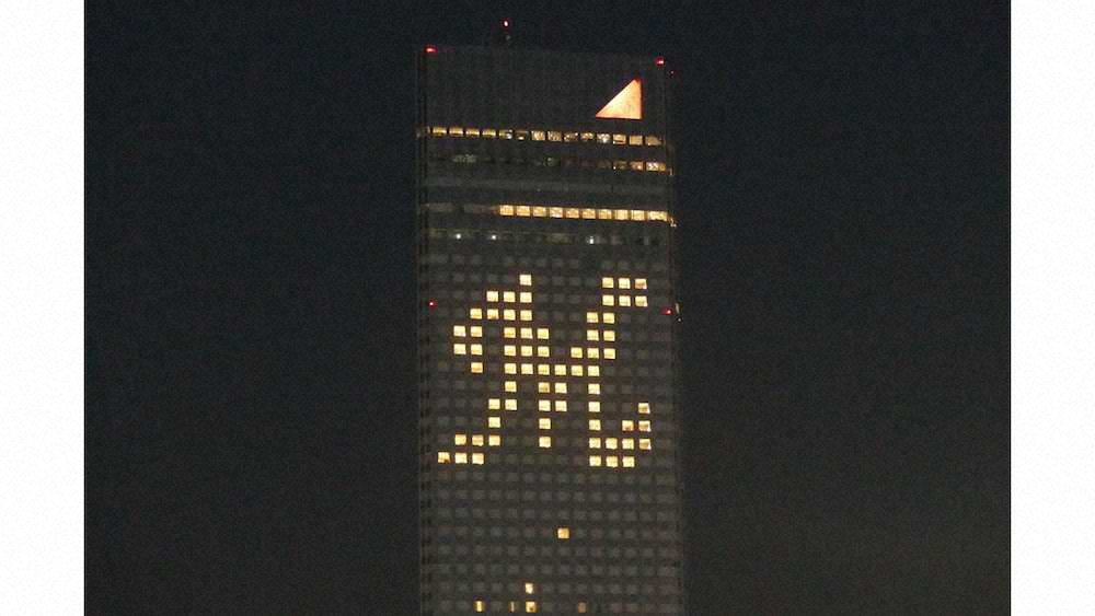 ロッテはイニシャルマーク「M」ロゴをアパホテル＆リゾート＜東京ベイ幕張＞セントラルタワーのウィンドウ・イルミネーションとして作成してもらうことを発表
