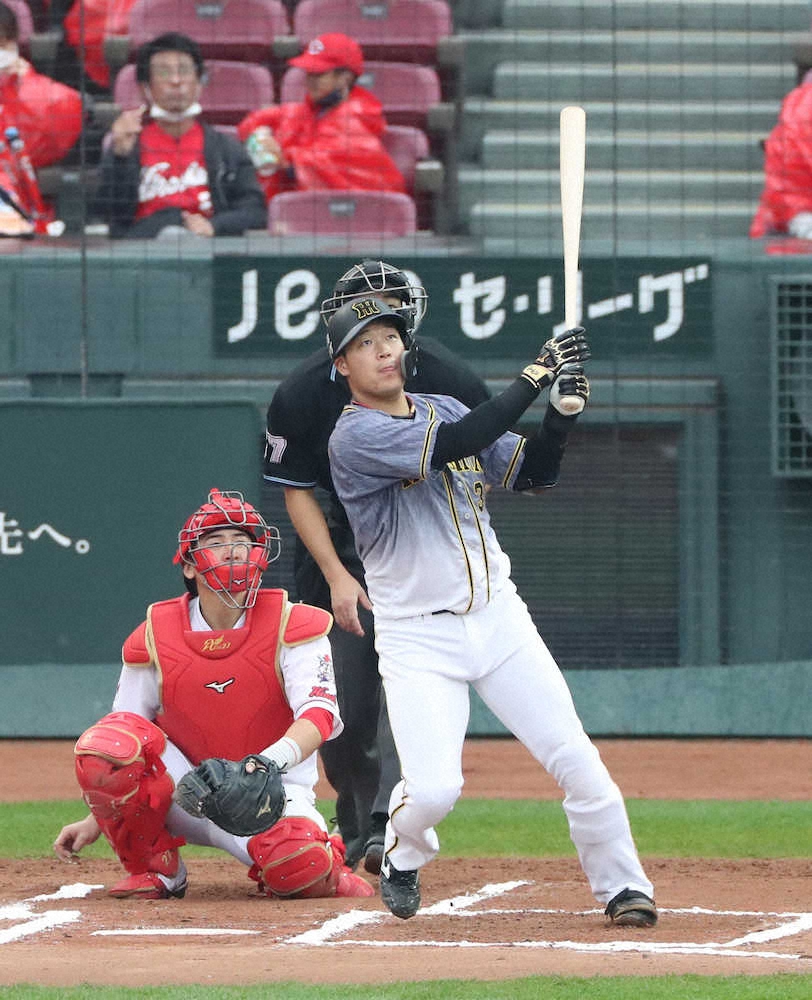 【画像・写真】奇跡あるか!阪神・大山　不屈の28号　岡本と3本差後退も「悔い残らないよう最後までやりたい」