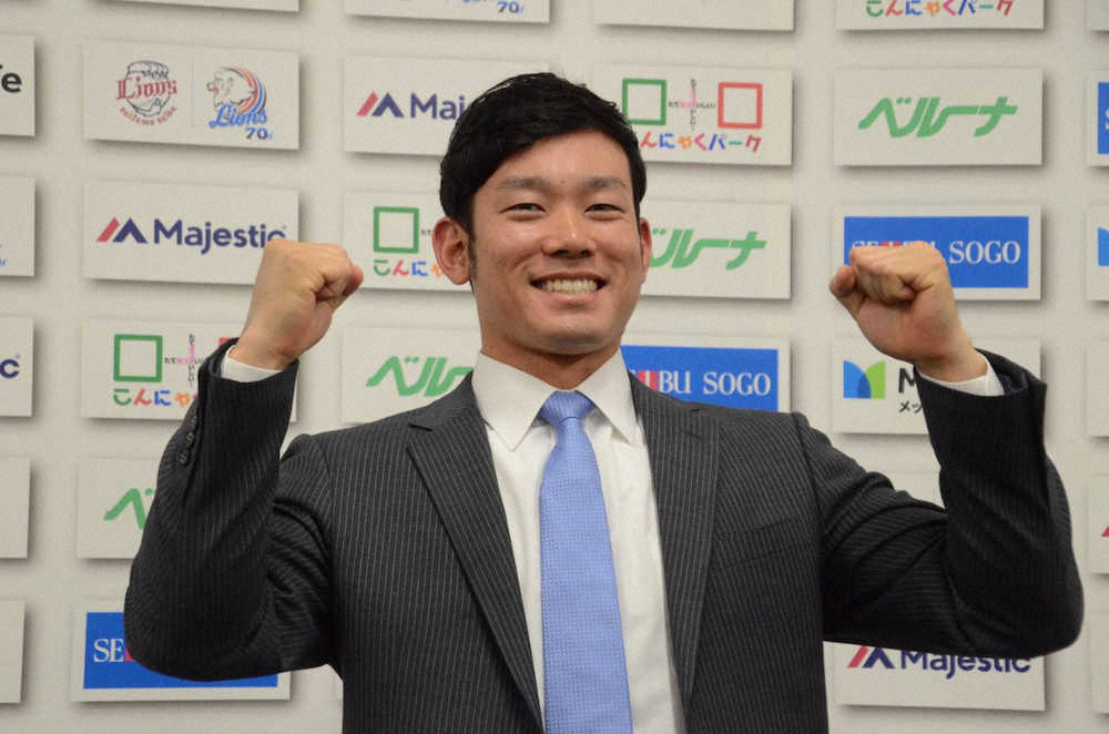 西武の4年目右腕、田村は400万円増でサイン 来季は「勝ちに貢献できる投手に」
