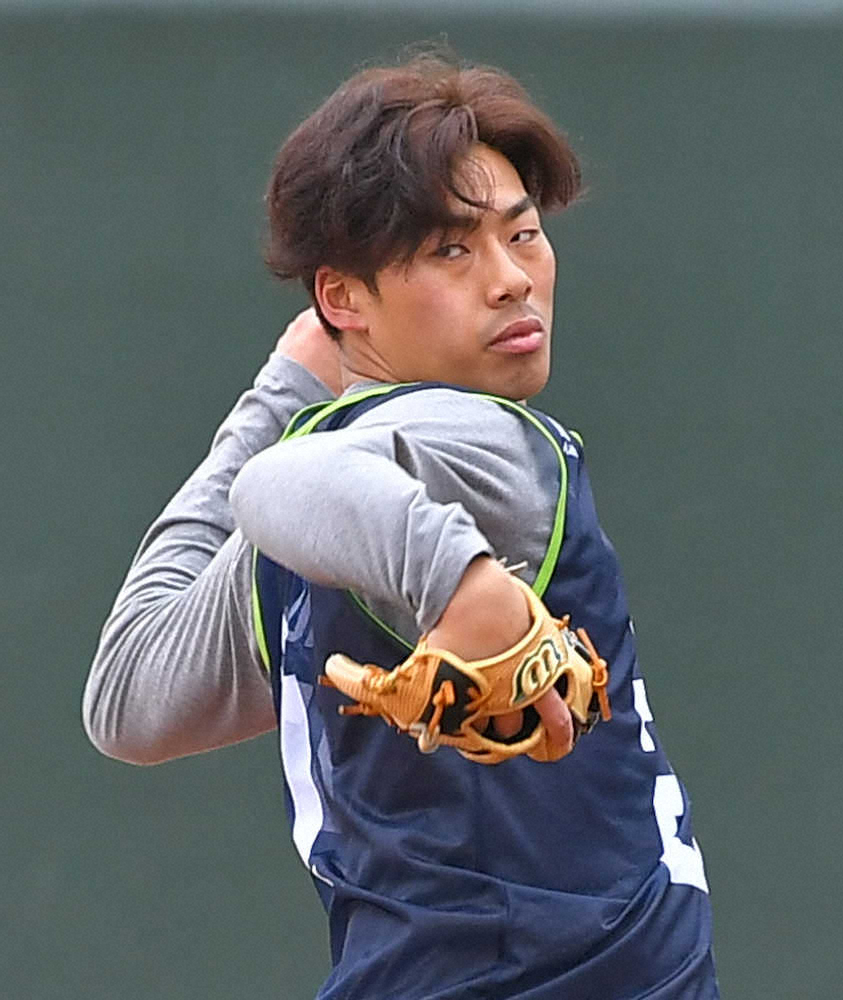 ヤクルトのドラフト2位、山野が連日の投球練習　「（楽天の）早川君には負けたくない」