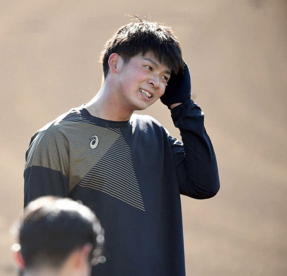 1軍野手最年少の阪神・井上は「元気」で勝負「吸収できるものは吸収」