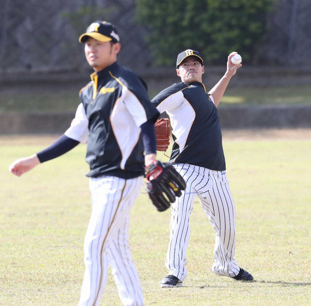 阪神・チェン、宜野座キャンプで初ブルペン