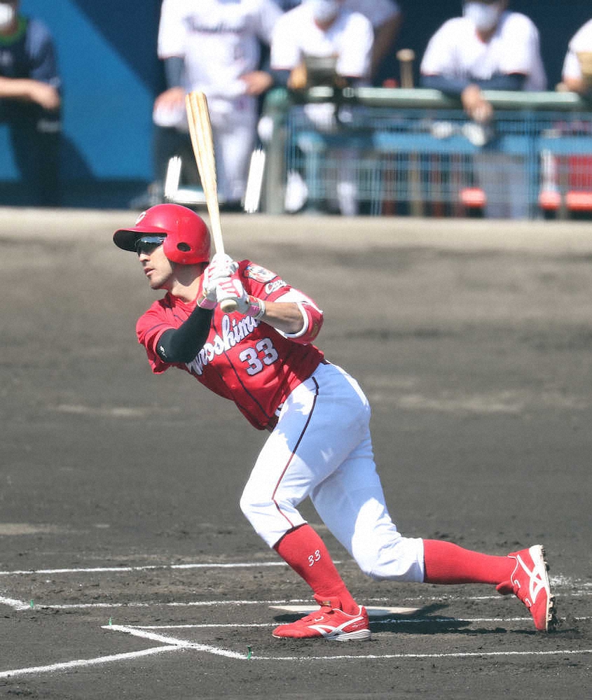 「タナキク」完全復活の第一歩　広島のカギ握る「1番・田中」「2番・菊池涼」が初の対外試合で機能