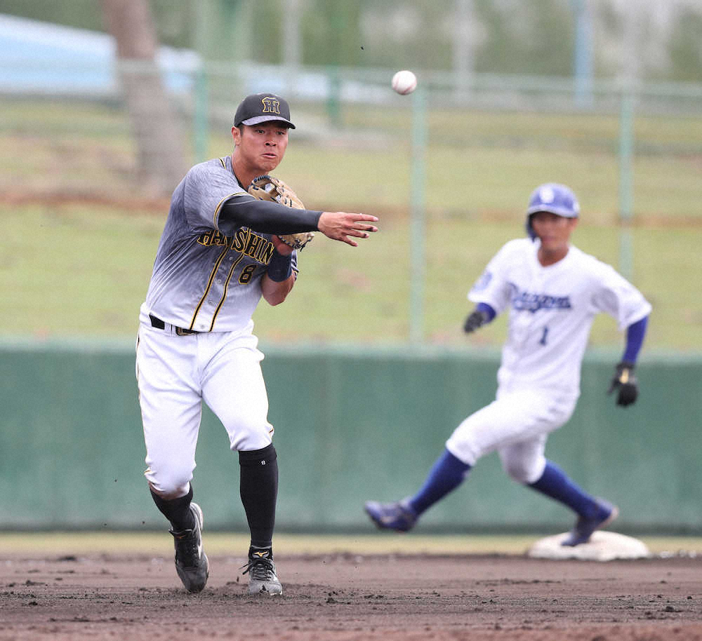 阪神ドラ1佐藤輝　今度は守備でも魅せた　メジャー級プレーで「内野なら三塁」方針固まる