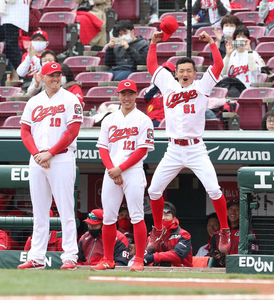 “飛び上がるほどうれしい好走塁”　広島・矢野「1軍の試合の経験がスタートにつながった」
