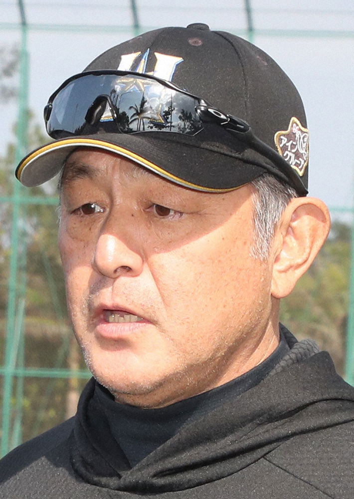 日本ハム・荒木大輔投手コーチが右アキレス腱縫合術　復帰時期は未定