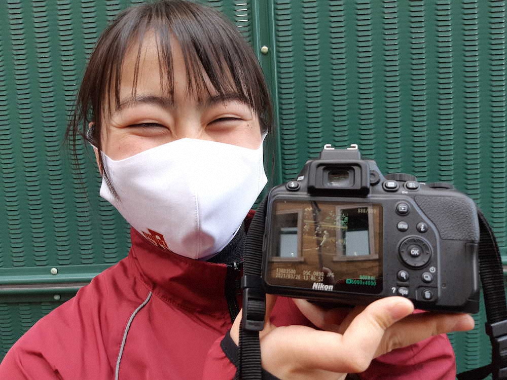 福岡大大濠・松尾　7人家族の双子の姉は自前カメラで激写　決勝弾「バッチリ撮れた」と歓喜