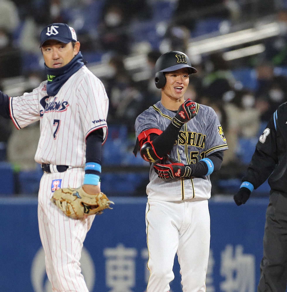 阪神・中野が12球団のルーキー一番乗りでプロ初安打　途中出場で9回に中前へ