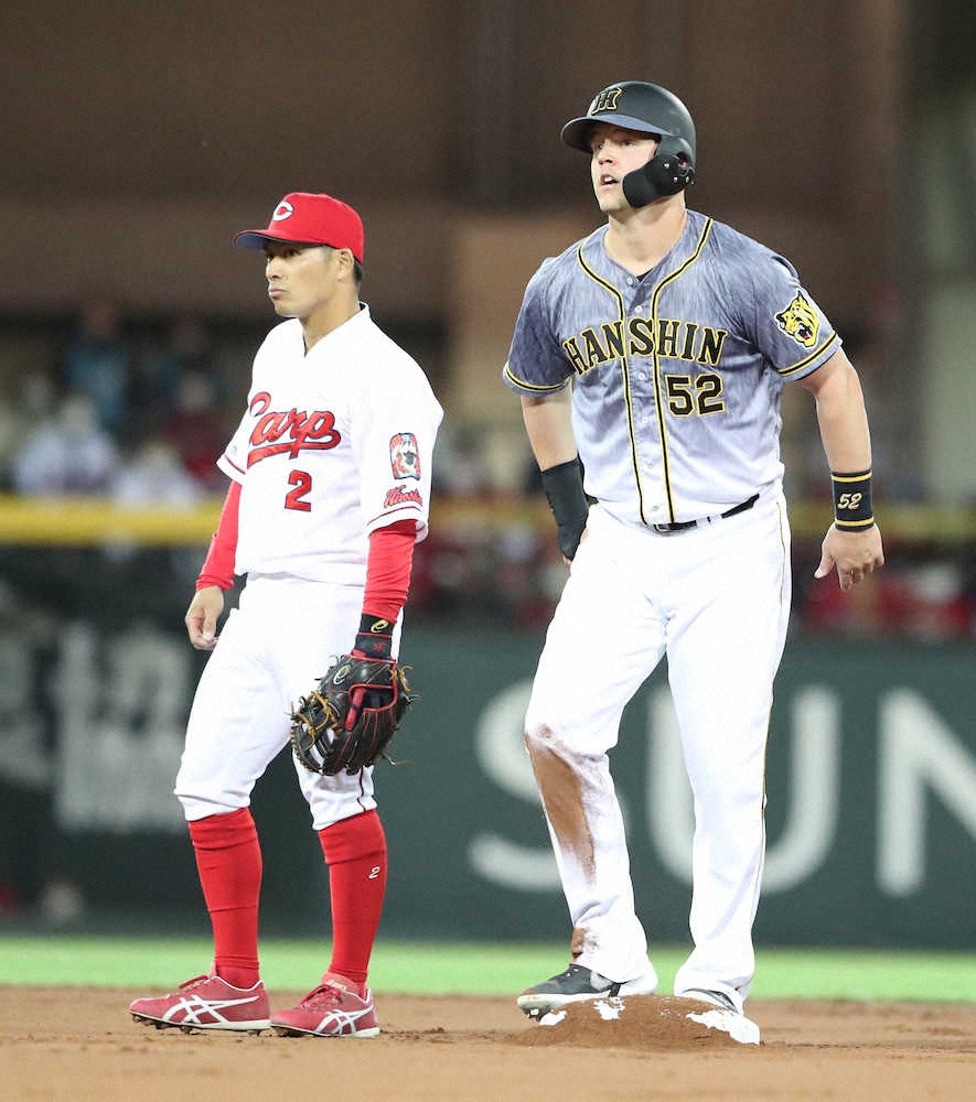 阪神・サンズが「神走塁」見せた　広島野手陣のスキをつき、三飛で二塁陥れる
