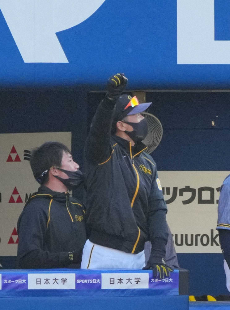 阪神・矢野監督「何でも1番乗りはうれしい」　投打がかみ合いリーグ最速で10勝到達