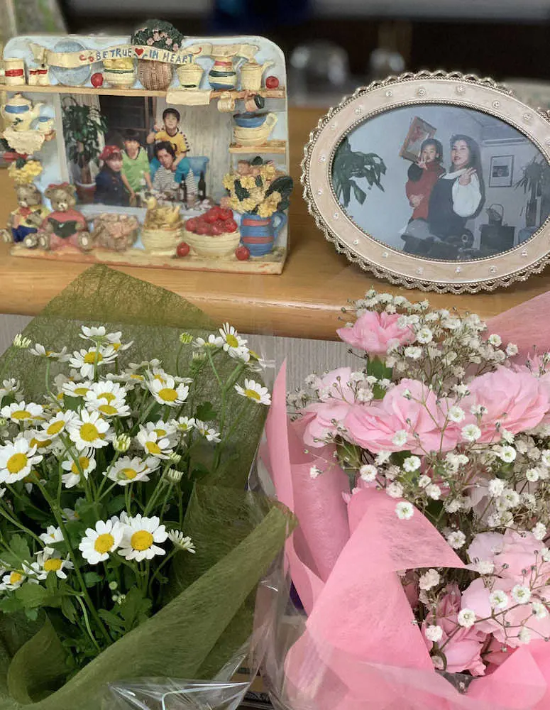 梅野は毎年、母・啓子さんの命日に花を贈る（2020年）（本人提供）