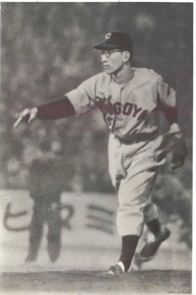 「フォークの神様」は打撃でも輝いていた　71年前にグランドスラムでプロ初本塁打を放った杉下茂とは