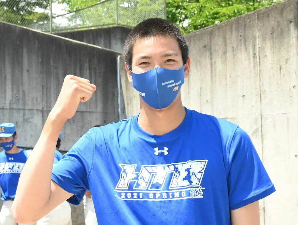 花咲徳栄・恐怖の9番打者　秋山貫太が大会1号の満塁弾で試合を決める