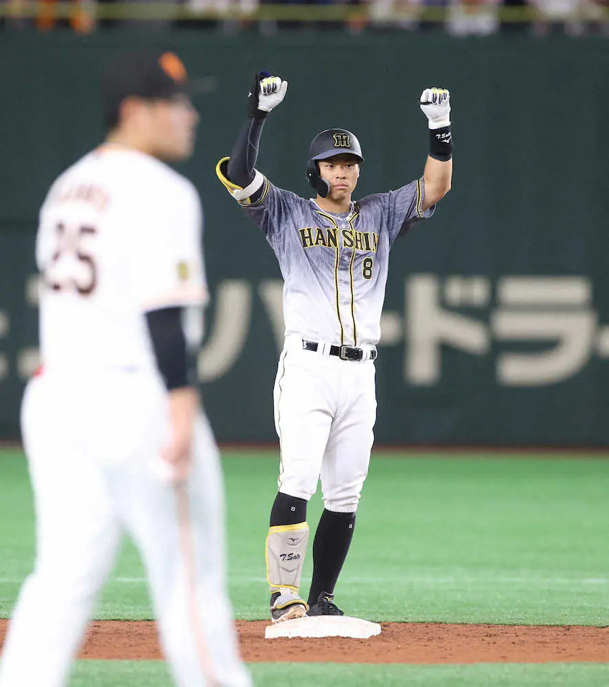 新時代の主役や　阪神・佐藤輝が初回に続き2打席目も逆転二塁打　2打席までに3打点大暴れ