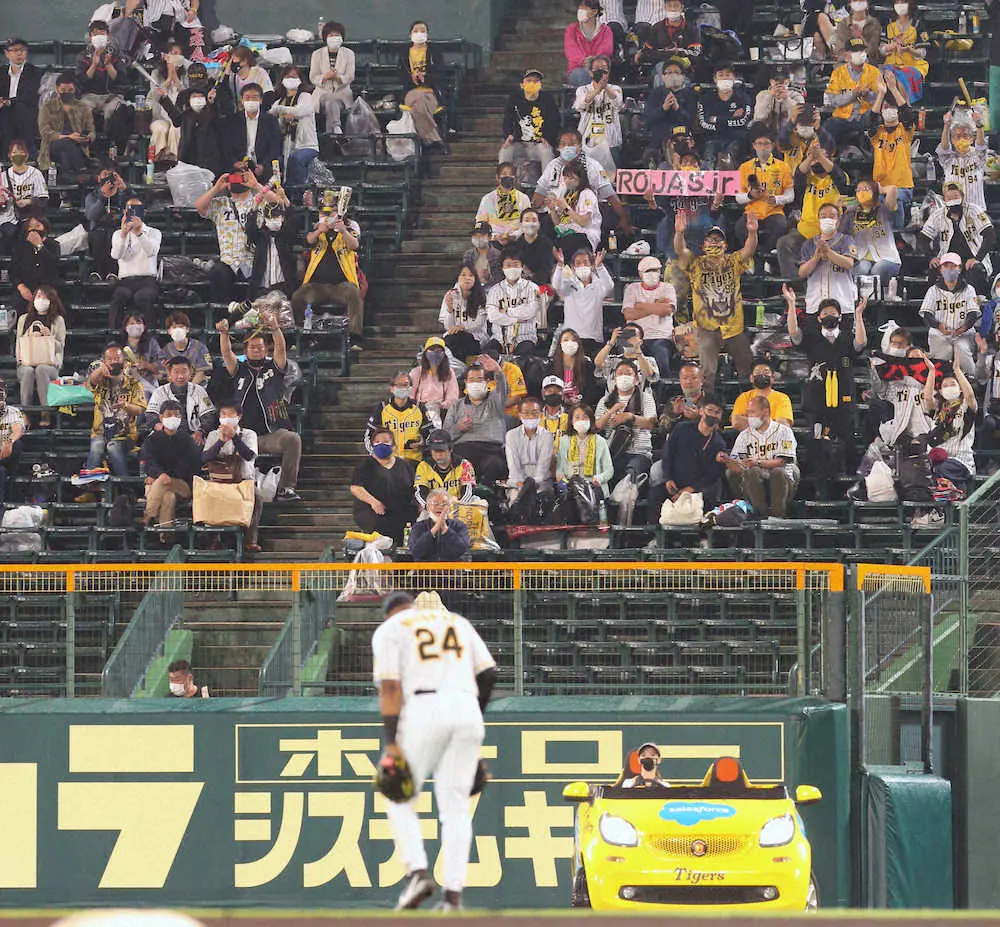 阪神・ロハスの「逆襲」が始まった　5回の来日1号に続き、6回にも適時打