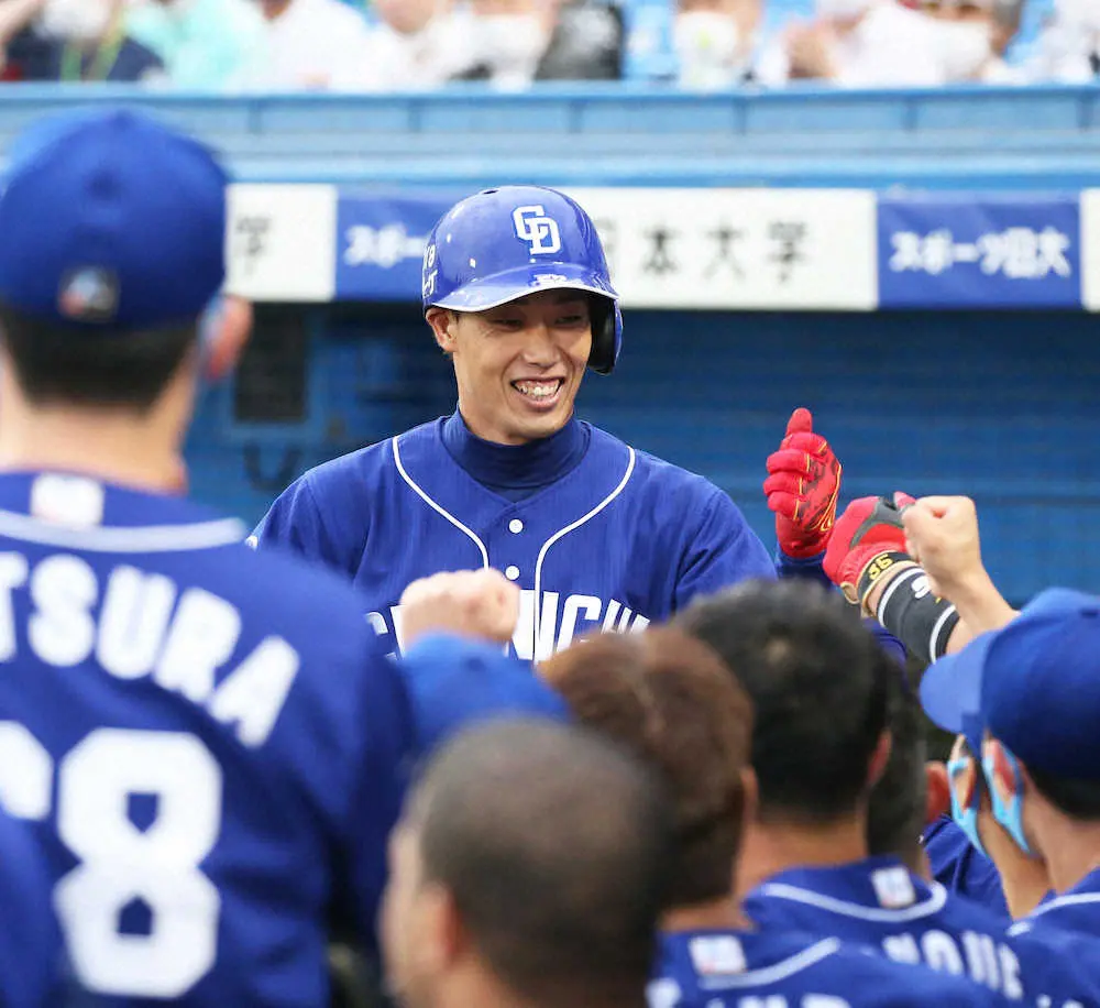 史上初の快挙！　中日・加藤翔、2球団での初打席初球本塁打