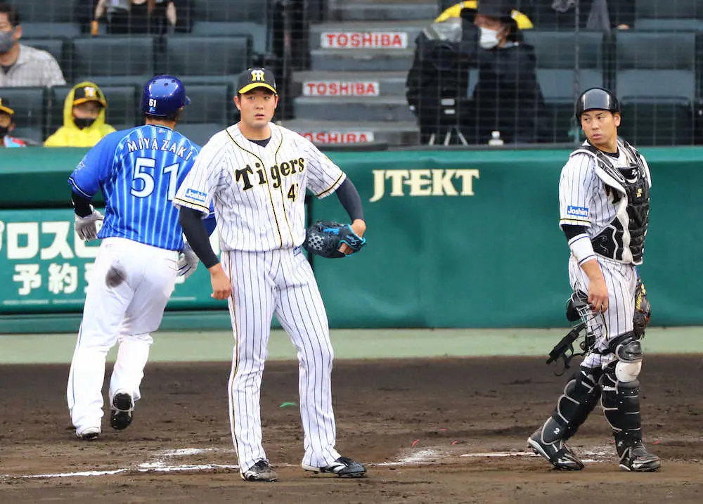 アンラッキーな土曜日　阪神・斎藤は8回から登板し、不運な打球に泣いてリードを広げられる