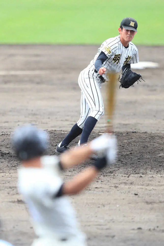 秋田・明桜の豪腕・風間が最速タイ153キロで12K　11球団スカウト絶賛「1位指名の12人に入る」