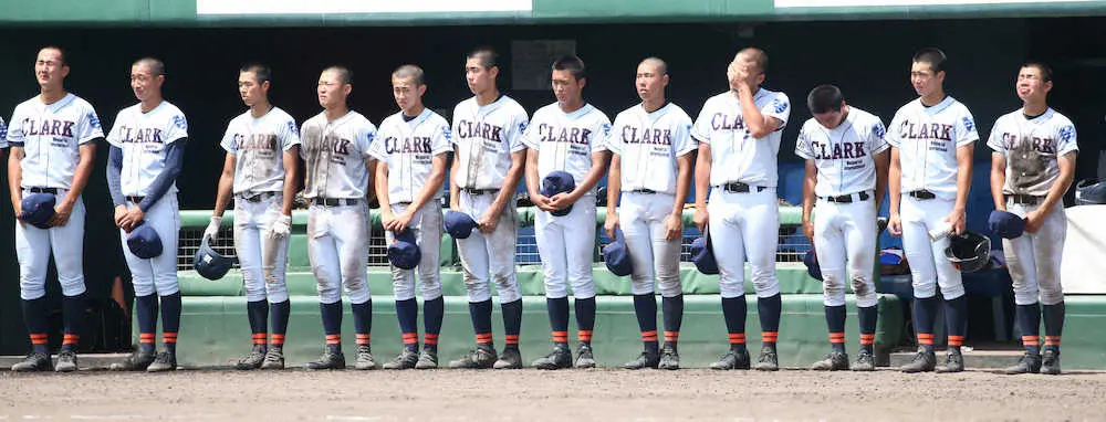 【画像・写真】滝川西が快勝　エース坪田が強打のクラーク相手に4失点完投「体力は大丈夫だった」