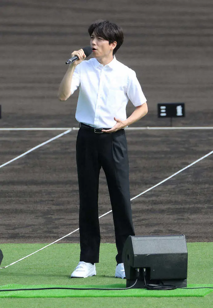 山崎育三郎　「心を込めて」甲子園での「栄冠は君に輝く」独唱「僕の中で今日『エール』が完結した」