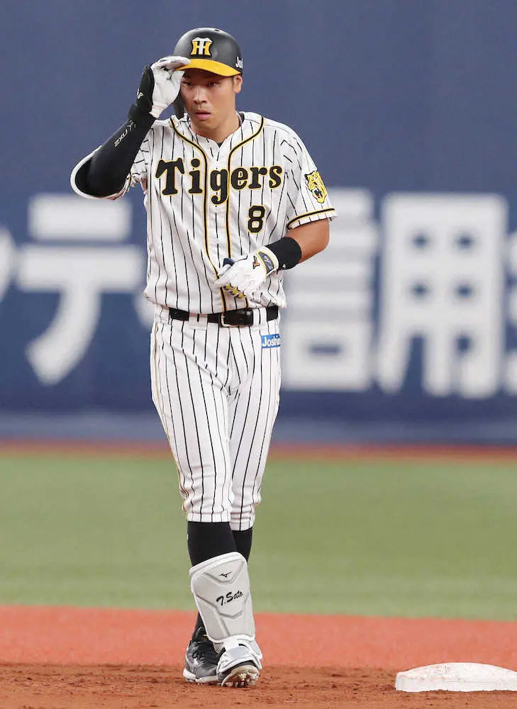 「初心」取り戻した猛打賞　阪神大敗の中、佐藤輝は手応え「何とか食らいついて安打が出ている」