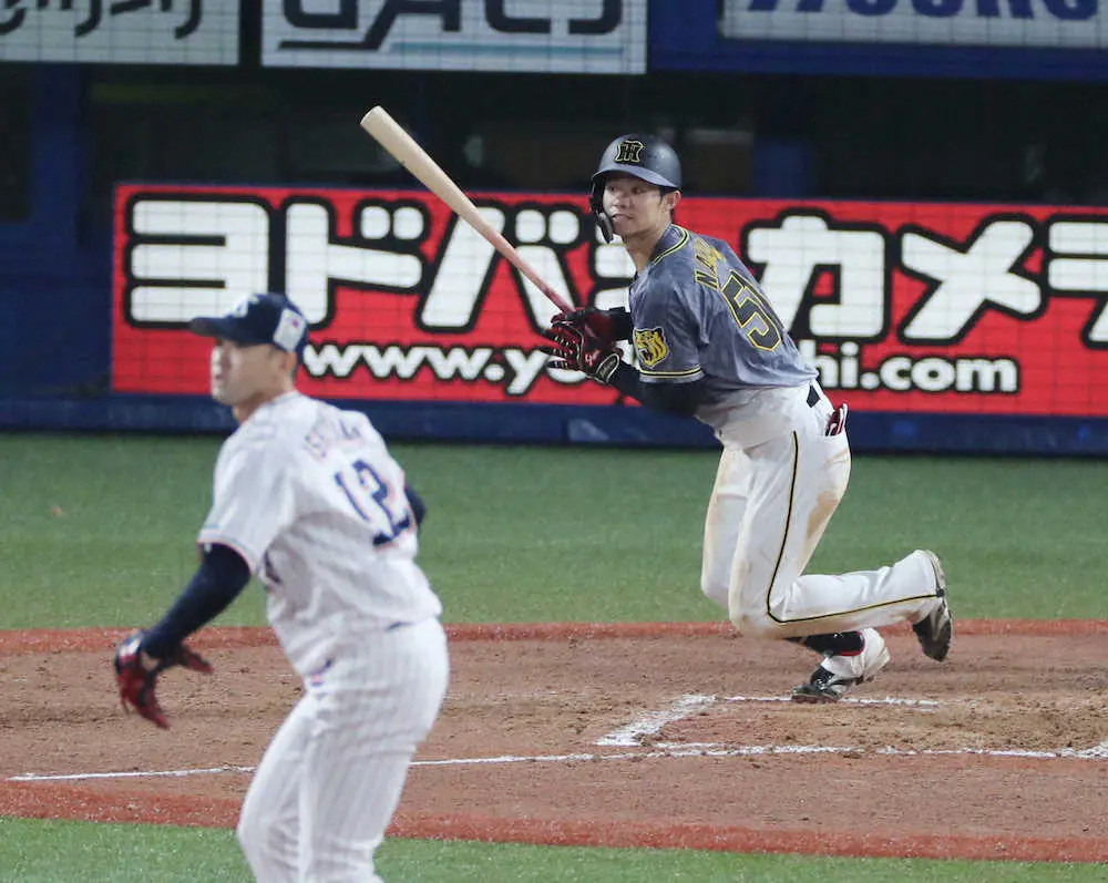 阪神　近本&中野の“チカナカコンビ”で1点返す　ツバメに追いつくか、終盤戦へ