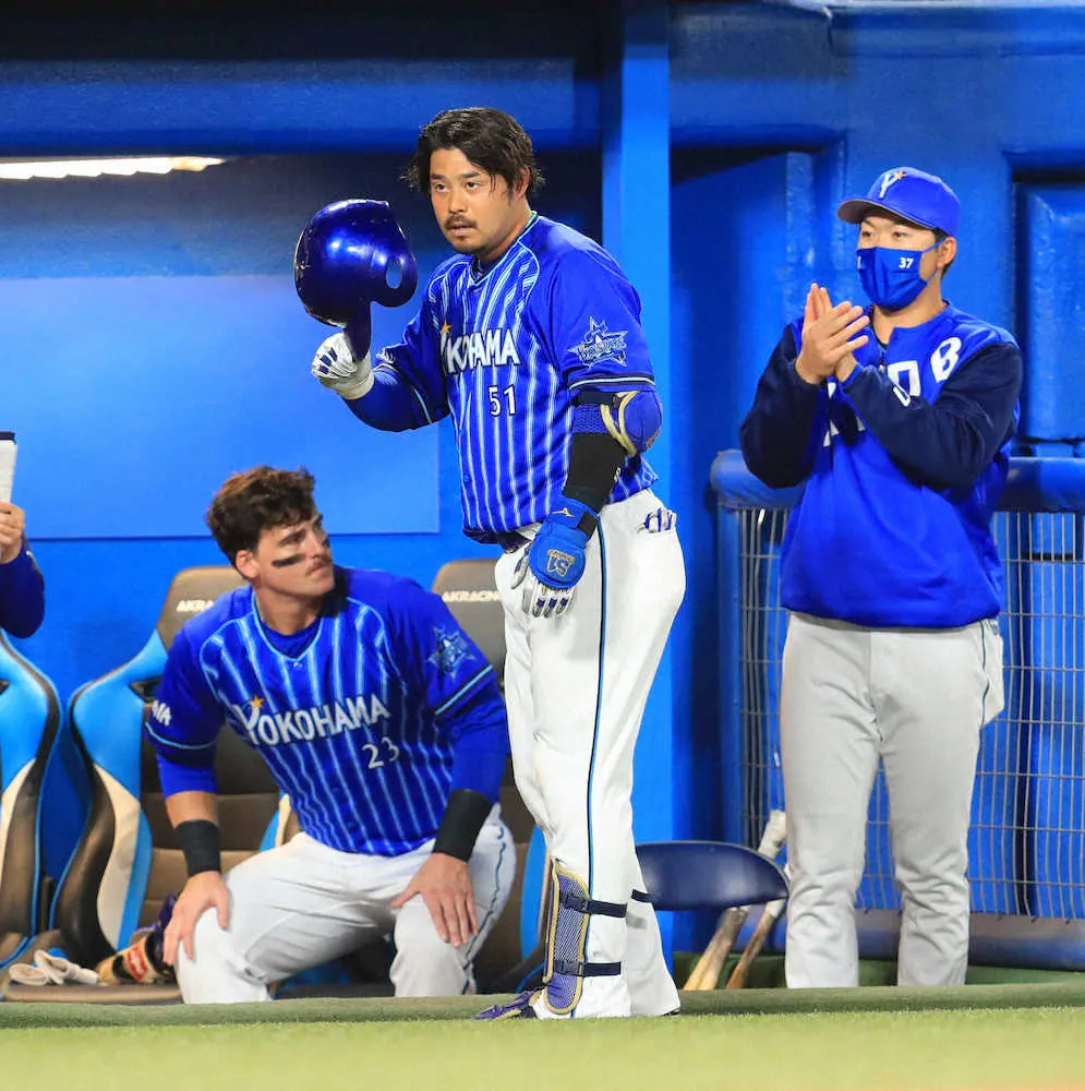 DeNA宮崎が大卒、社会人経験者球団初の通算100本塁打達成