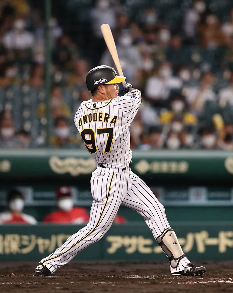 【ファーム情報】ウエスタン　阪神・小野寺が首位打者＆最高出塁率　村上も最多勝など3冠