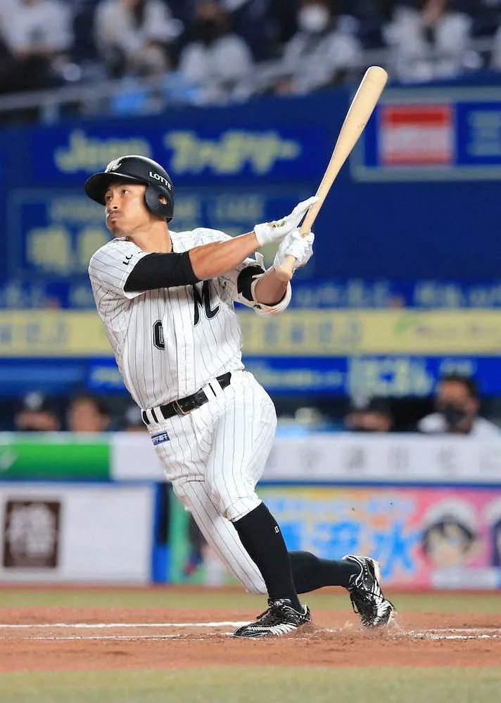 【画像・写真】ロッテ・荻野　2試合連続初回先頭打者本塁打！07年の西岡剛以来14年ぶりとなる球団3人目