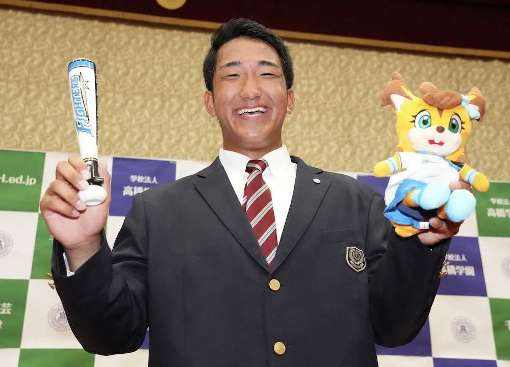 日本ハム2位指名の千葉学芸・有薗　同校初のプロ野球選手に「誇りを持ってプレーしたい」
