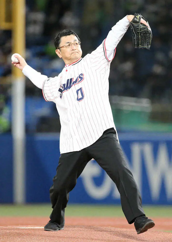 JERA・佐野敏弘代表取締役会長が始球式「大変光栄」　ファイナルSの盛り上がりに期待