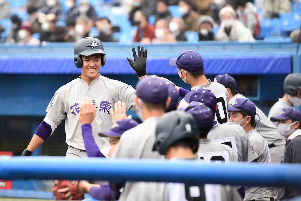 花巻東4強入り　4番・田代旭が通算40号　佐々木麟太郎はマルチ