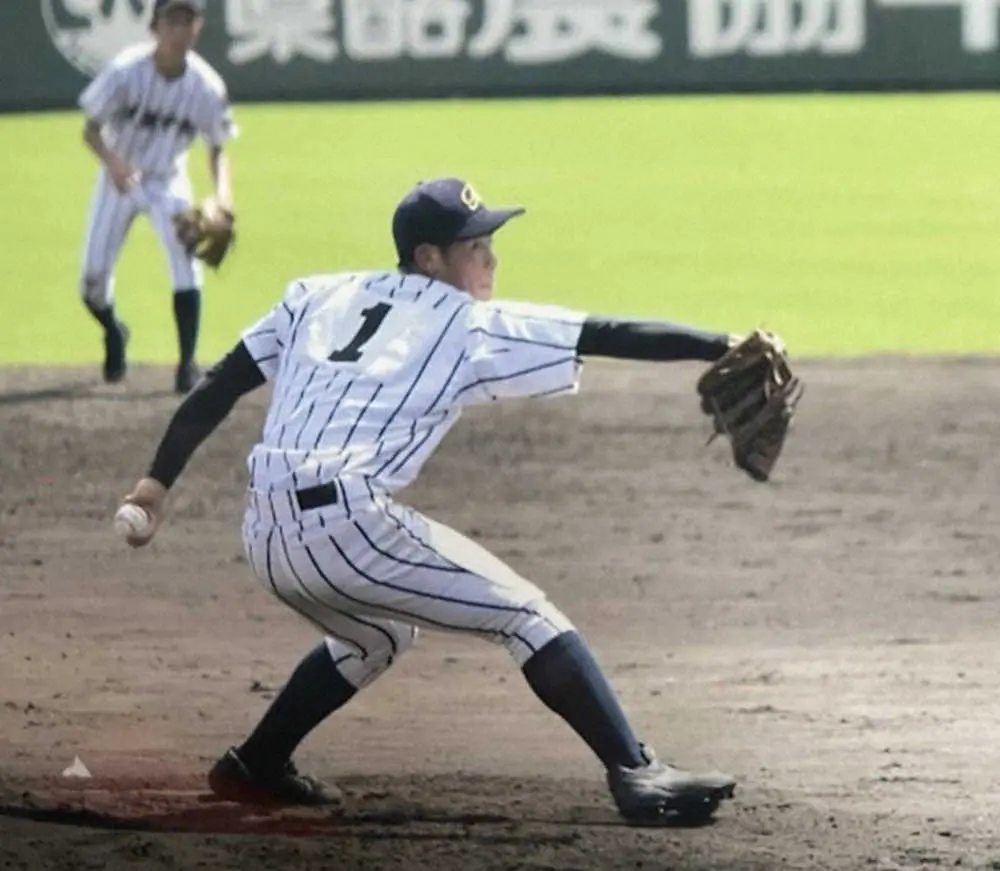 阪神ドラ2・鈴木勇斗　剛腕チャプマンに憧れ、球児本をヒントに直球を磨いた