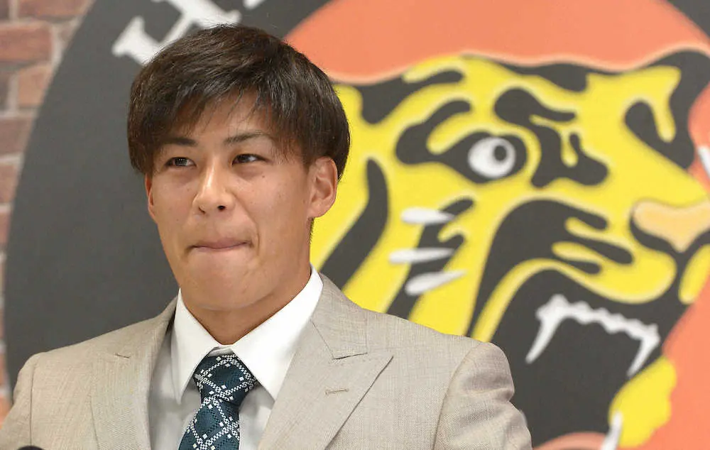 阪神・植田は100万円増でサイン　勝負どころで決めた10盗塁に評価　来季へ「レギュラーを争う」