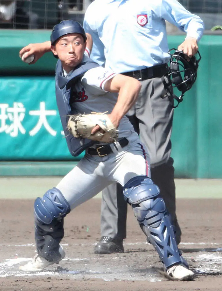 阪神ドラ7中川は「自分の頭で考えられるキャッチャー」、配球も捕球も送球も創意工夫で磨き上げてきた