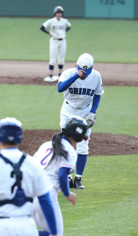 【画像・写真】17三振完敗も高校女子野球選抜がイチローさんから4安打　2死球の4番・神野は「当たってうれしい」