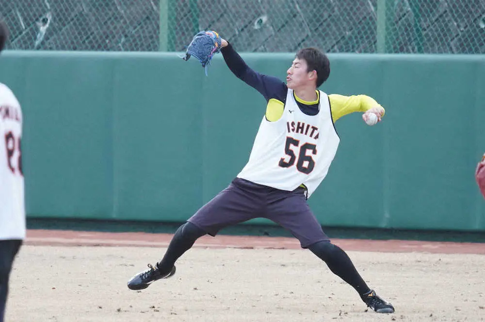 巨人ドラ4・石田が新球習得意欲「真っすぐが生きるためにいい変化球を」